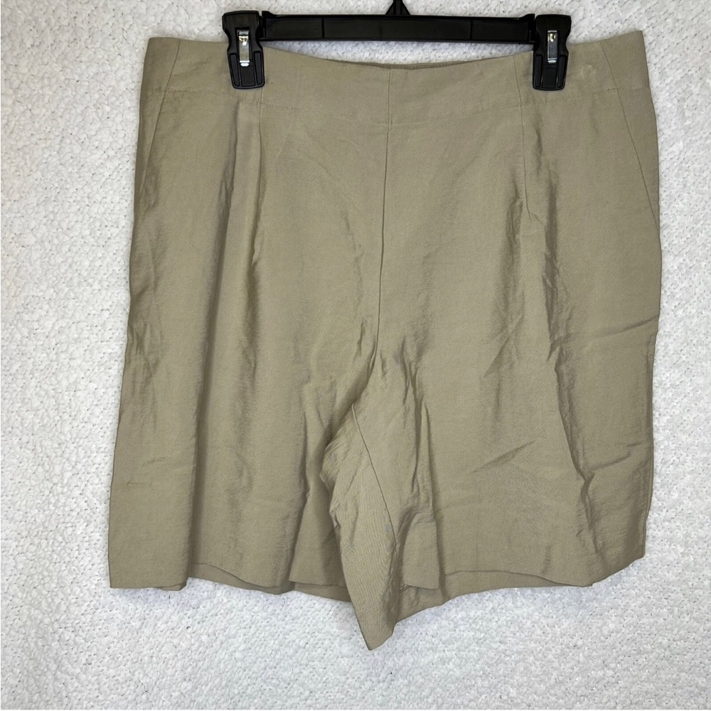 LOFT Petites Women's Pleated Bermuda Shorts Tan Size LP